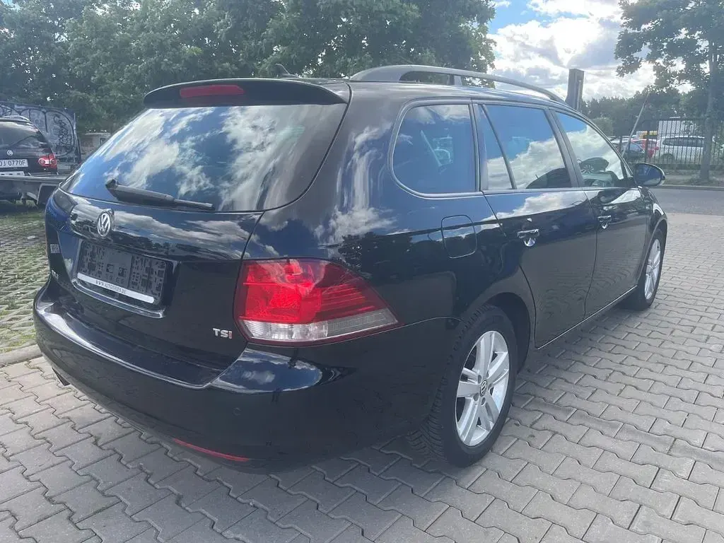 Gebraucht VW Golf VI Match 122 PS (89 kW) 2013 Schwarz Kombi
