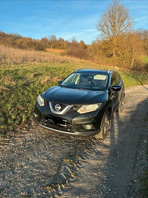 Gebraucht Nissan X-Trail 130 PS (95 kW) 2016 Schwarz SUV