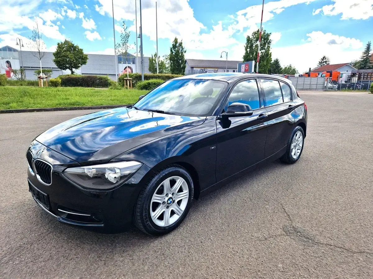 Gebraucht BMW 118 Performance 170 PS (125 kW) 2012 Schwarz Kleinwagen