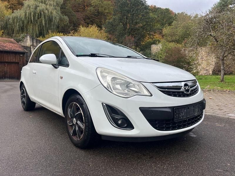 Weiß Gebraucht 2012 Opel Corsa Kleinwagen | 1.880 € (Superpreis) - Bild 1/4