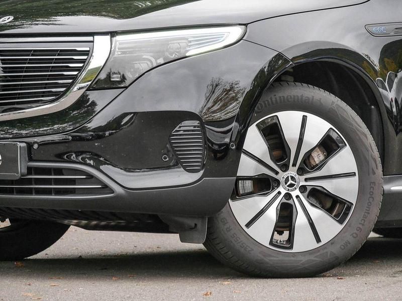 Gebraucht Mercedes EQC400 300 kW (408 PS) 2022 Schwarz SUV
