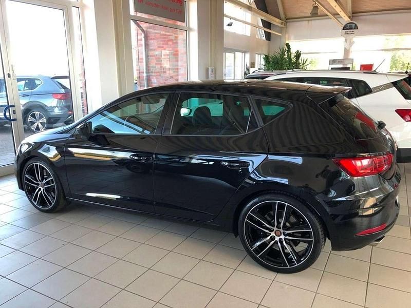 Gebraucht Cupra Leon 290 PS (213 kW) 2020 Mitternachtsschwarz Limousine