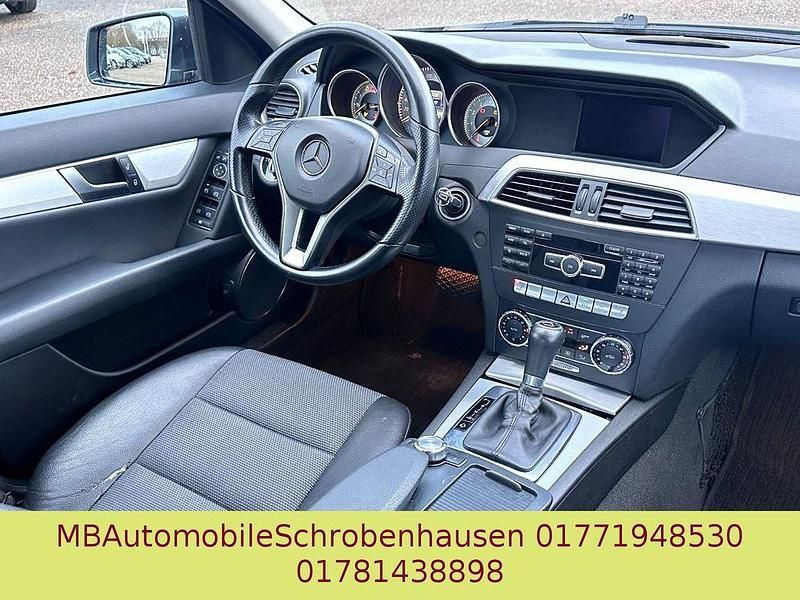 Gebraucht Mercedes C200 Avantgarde 184 PS (135 kW) 2013 Grau Limousine