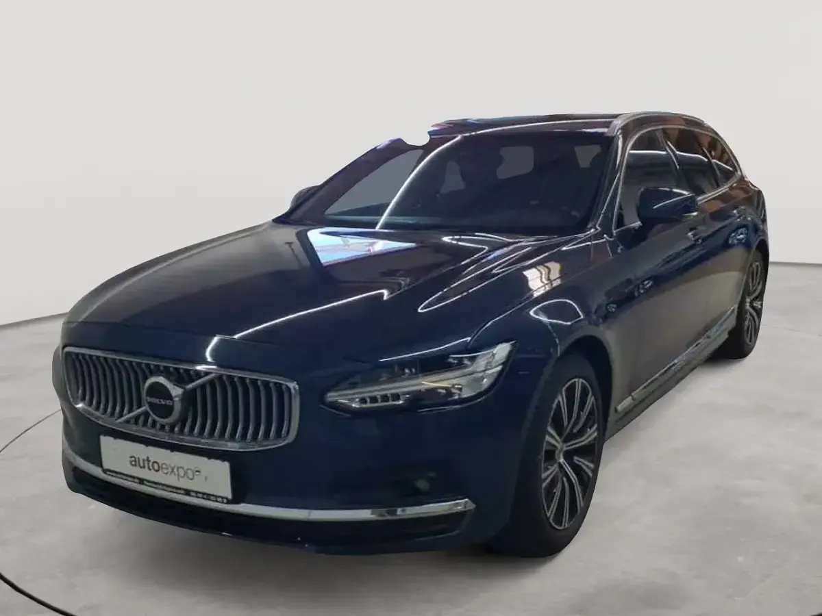 Gebraucht Volvo V90 Inscription 235 PS (172 kW) 2022 Denim blaumetallic Kombi
