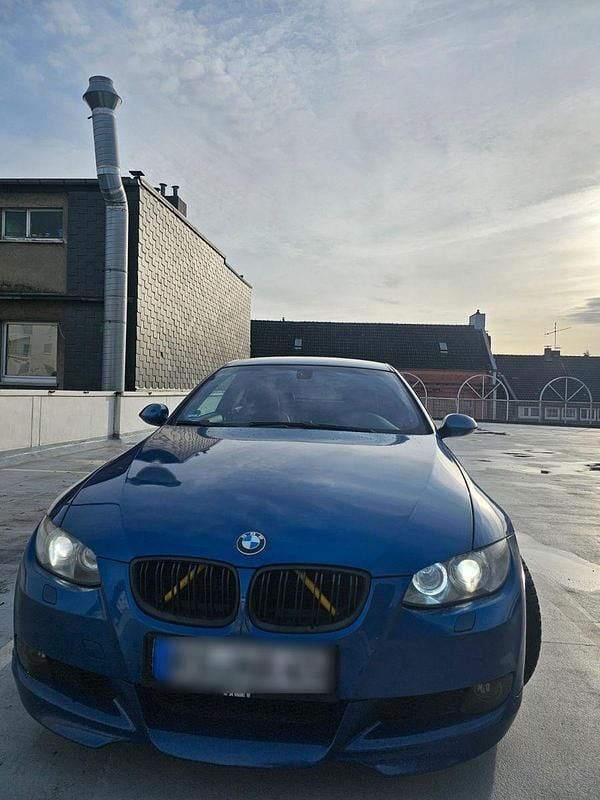 Blau Gebraucht 2006 BMW 325 Performance Coupé | 4.950 € (Superpreis) - Bild 1/4