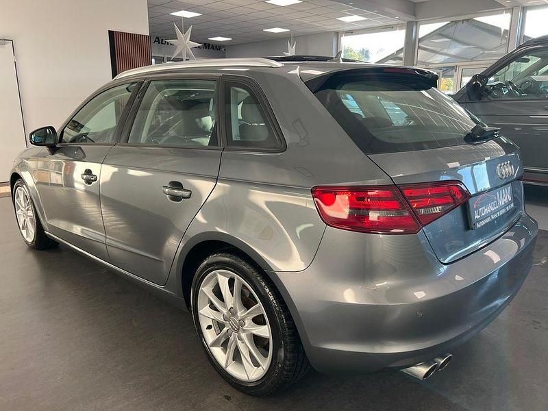 Gebraucht Audi A3 Sportback Ambition 150 PS (110 kW) 2016 Grau Kleinwagen