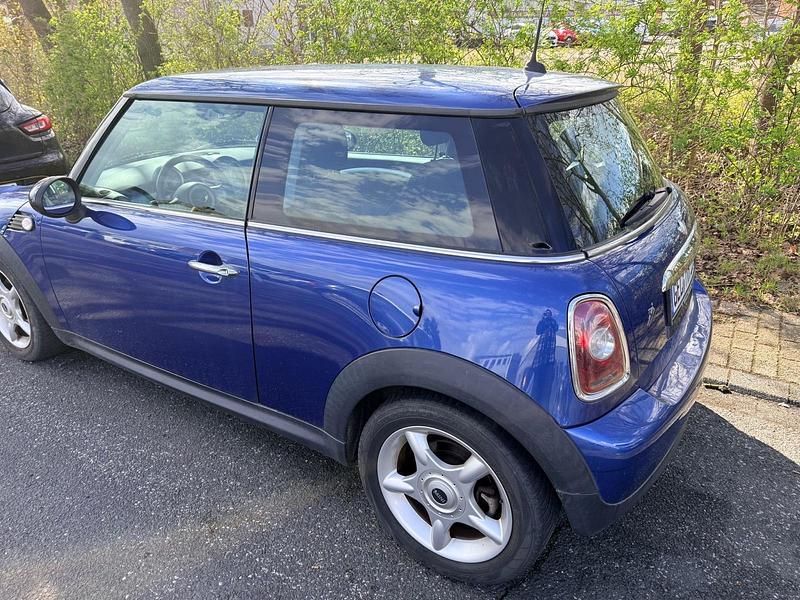 Gebraucht Mini Cooper 120 PS (88 kW) 2007 Blau Kleinwagen