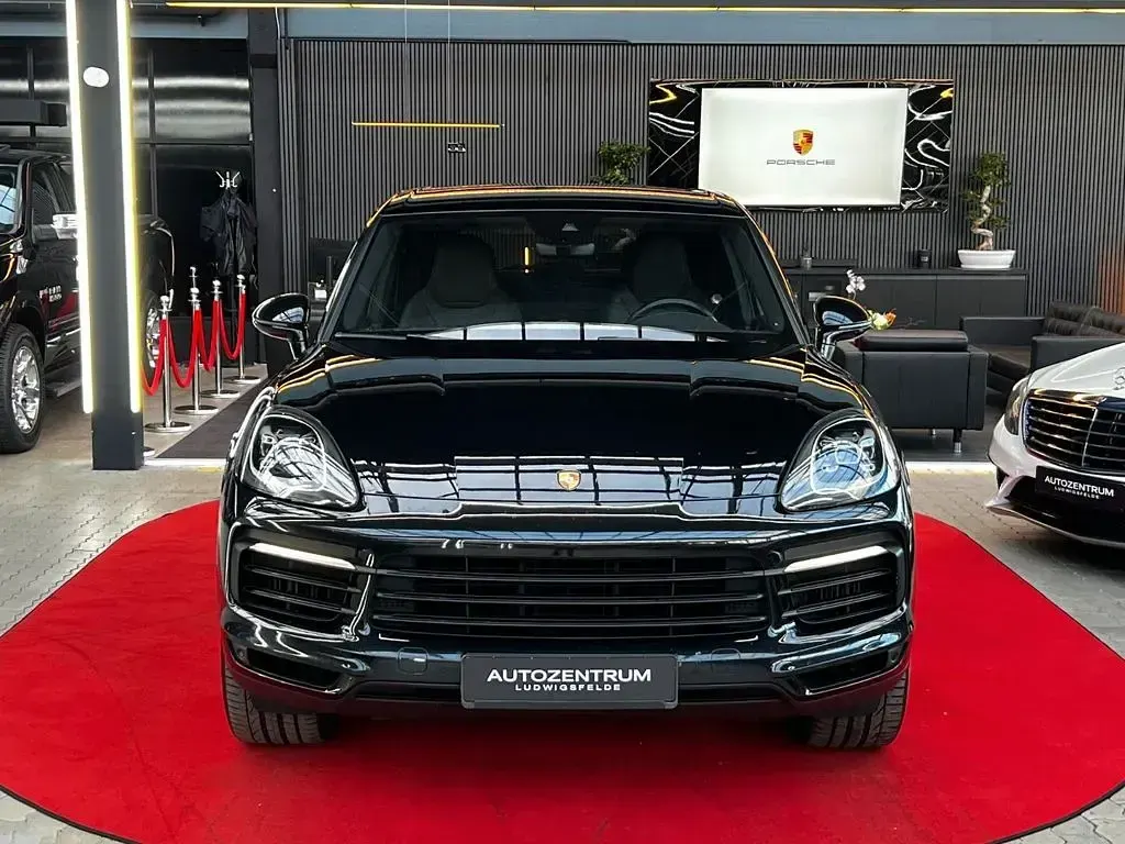 Gebraucht Porsche Cayenne 441 PS (324 kW) 2019 Schwarz SUV