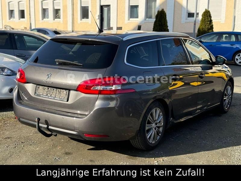 Gebraucht Peugeot 308 SW Allure 131 PS (96 kW) 2021 Kombi