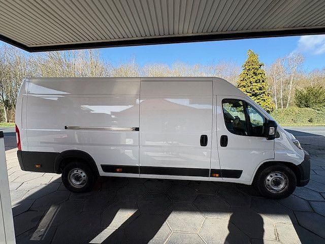 Gebraucht Peugeot Boxer 179 PS (131 kW) 2024 Weiß Van