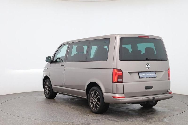 Gebraucht VW Multivan Trendline 150 PS (110 kW) 2021 Beige Van