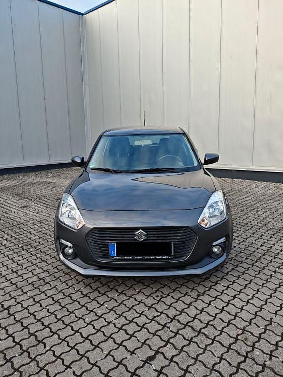 Gebraucht Suzuki Swift Comfort 111 PS (81 kW) 2017 Grau Kleinwagen