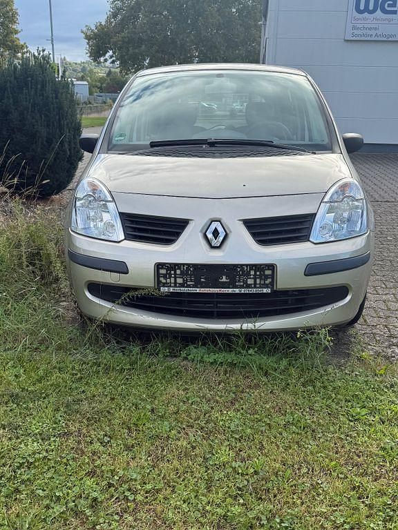 Beige Gebraucht 2007 Renault Modus Van / Kleinbus | 2.350 € (Guter Preis) - Bild 1/4