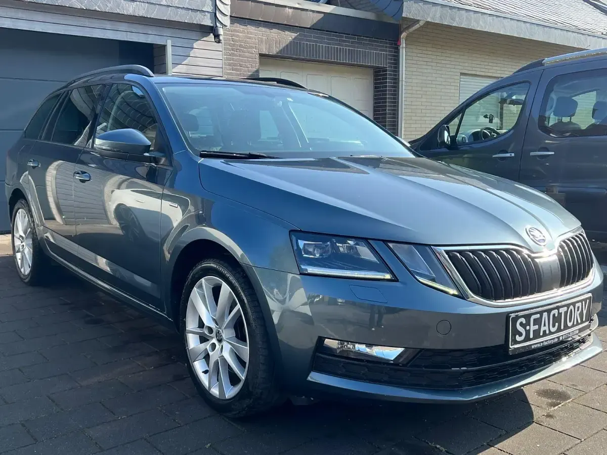 Używany Skoda Octavia Drive 180 KM (132 kW) 2017 Szary Kombi