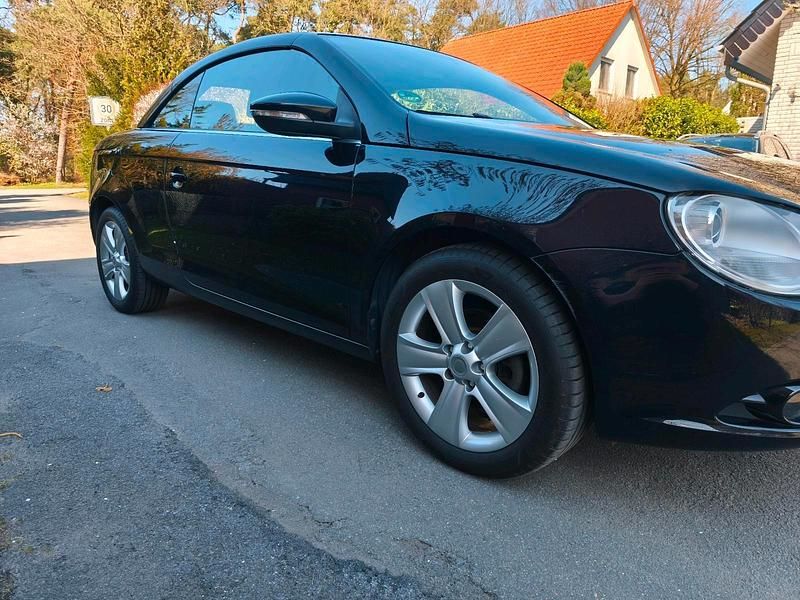 Gebraucht VW Eos 122 PS (89 kW) 2008 Schwarz Cabrio