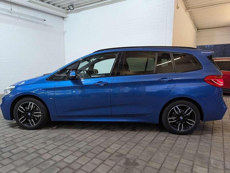 Gebraucht BMW 220 M Sport 190 PS (139 kW) 2016 Estorilblau 2 metallic Kombi
