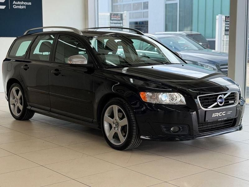 Gebraucht Volvo V50 R-Design Pro 114 PS (83 kW) 2012 Schwarz Kombi