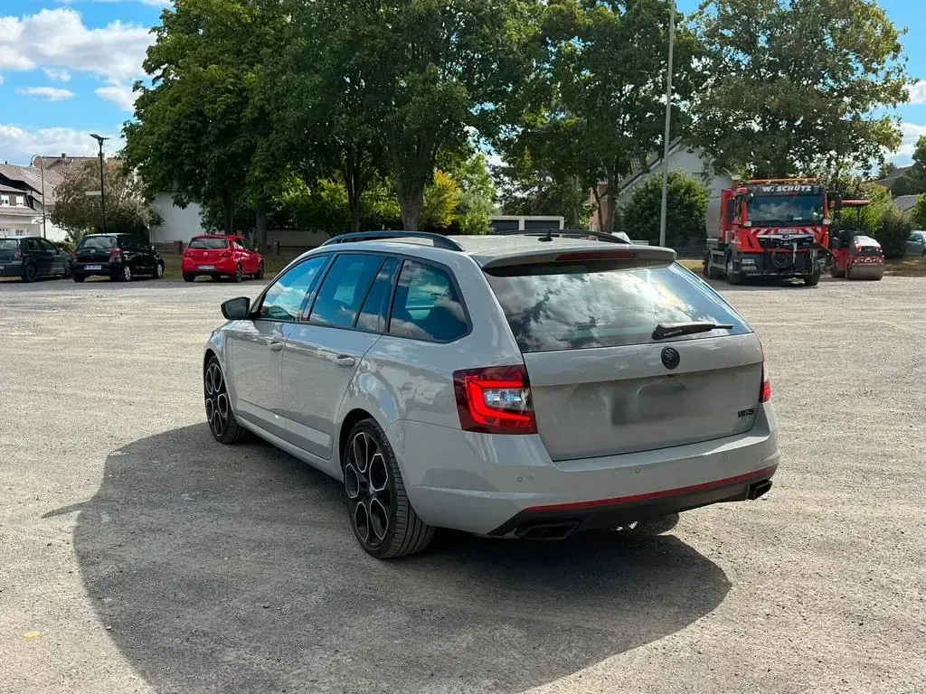 Gebraucht Skoda Octavia RS 184 PS (135 kW) 2020 Kombi