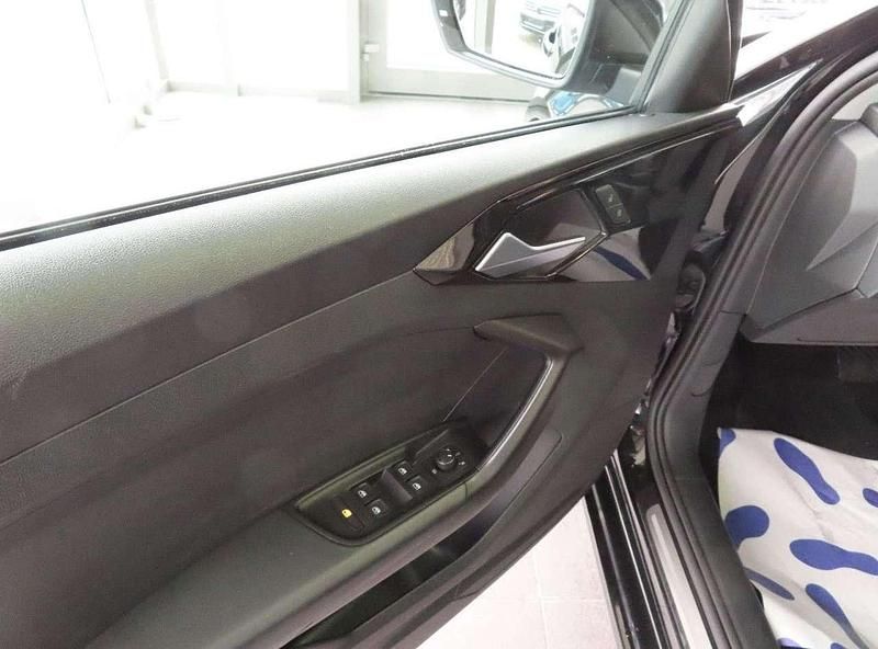 Gebraucht Audi A1 Basis 95 PS (69 kW) 2020 Schwarz Kleinwagen