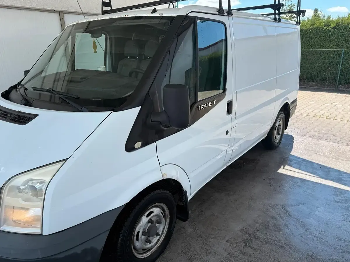 Gebraucht Ford Transit 85 PS (62 kW) 2011 Weiß Van