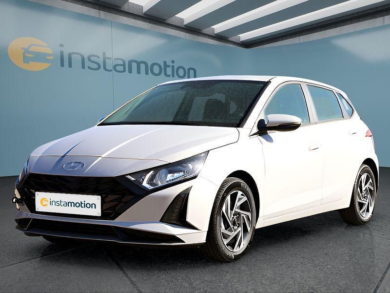 Gebraucht Hyundai i20 Trend 101 PS (74 kW) 2025 Weiß Kleinwagen