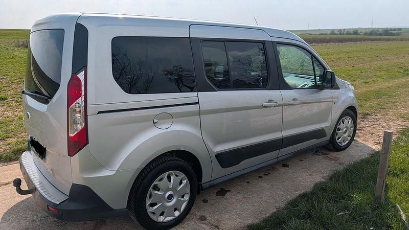Gebraucht Ford Tourneo Connect 116 PS (85 kW) 2015 Grau Van / Kleinbus