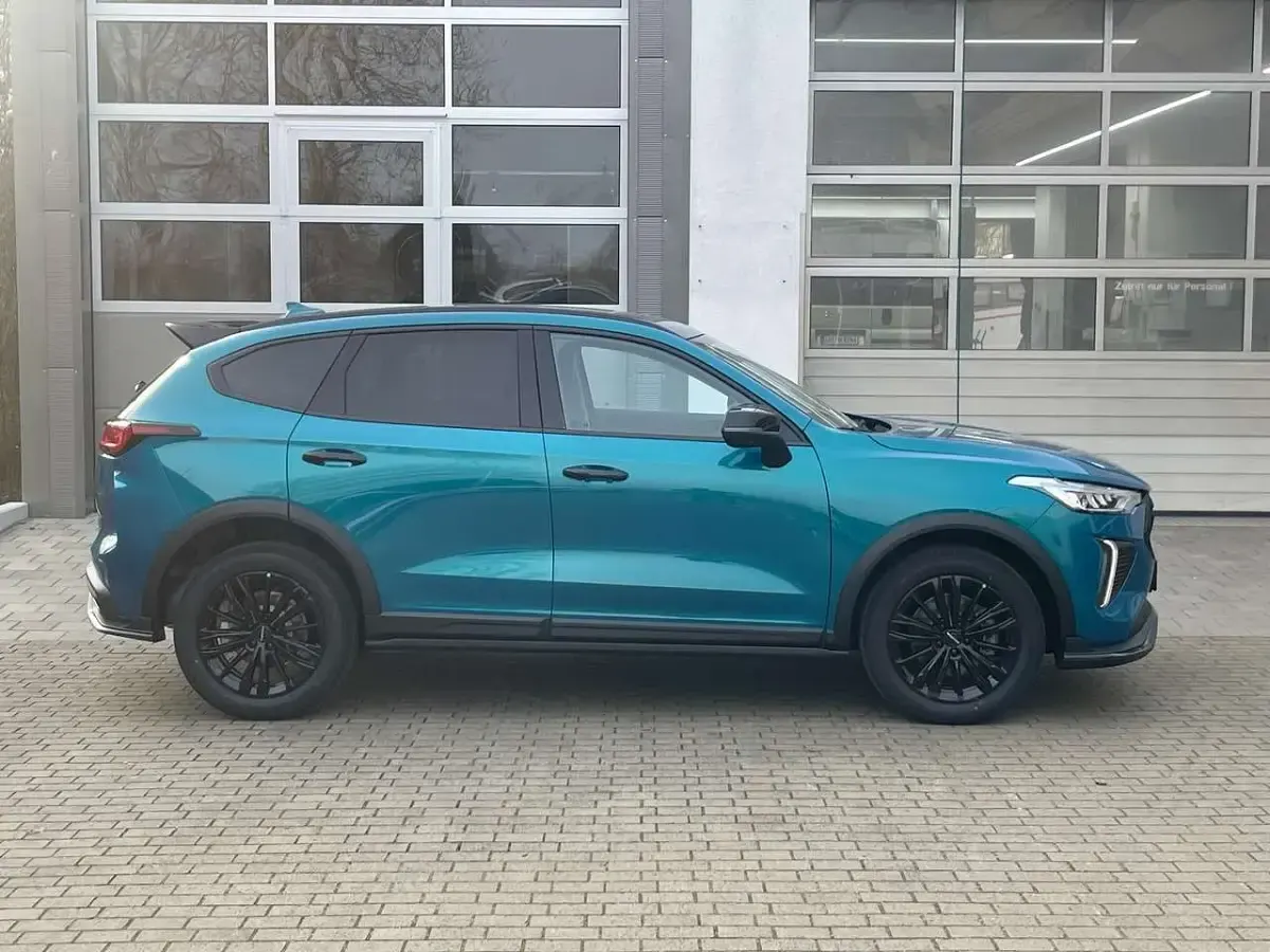 Neu Haval Jolion Lux 177 PS (130 kW) 2026 Hd blue metallic SUV