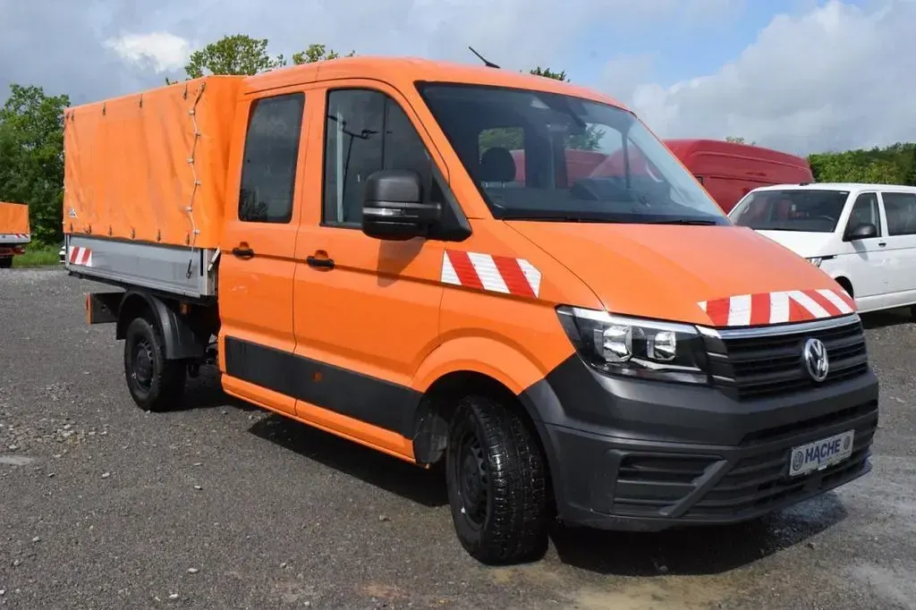 Gebraucht VW Crafter 177 PS (130 kW) 2022 Orange Van