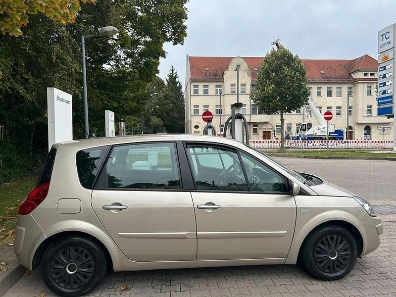Beige Gebraucht 2008 Renault Scénic II Van / Kleinbus | 4.000 € (Etwas zu teuer) - Bild 1/4