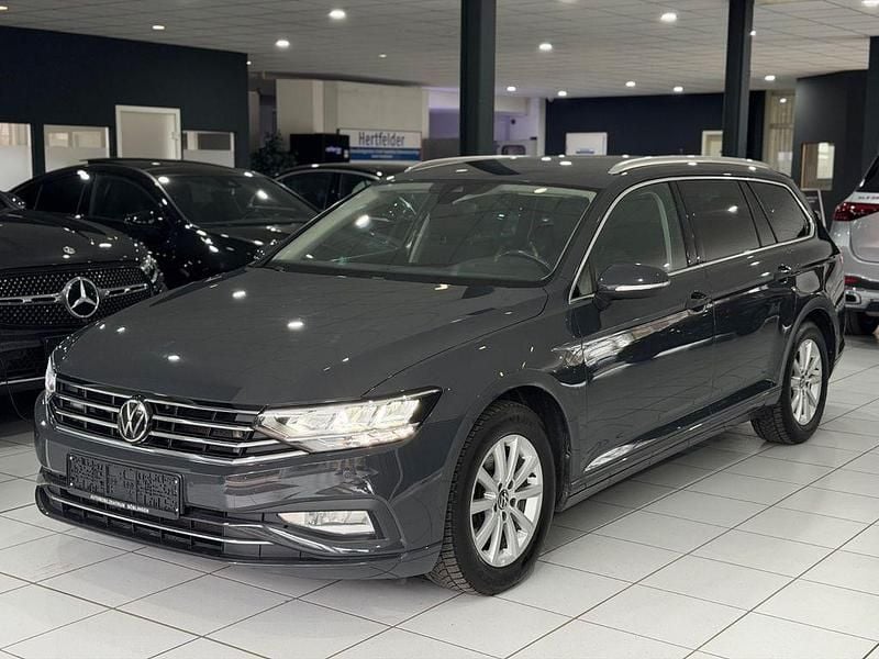 Gebraucht VW Passat Business 150 PS (110 kW) 2020 Grau Kombi