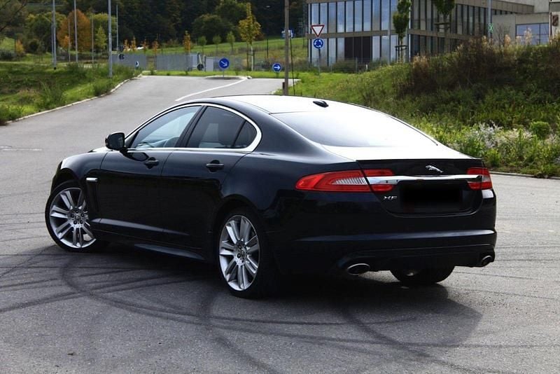 Gebraucht Jaguar XF 241 PS (177 kW) 2012 Schwarz Limousine