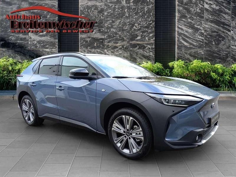 Grau Gebraucht 2024 Subaru Solterra Platinum SUV | 41.900 € - Bild 1/4