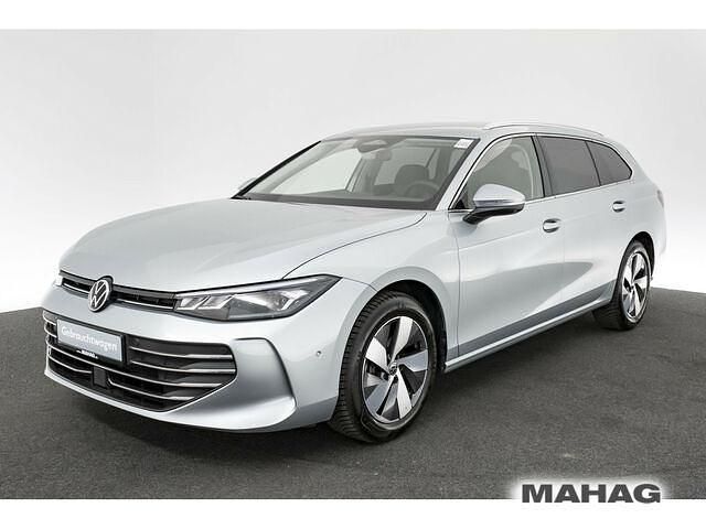 Oyster silver metallic Gebraucht 2024 VW Passat Business Kombi | 31.891 € (Superpreis) - Bild 1/1