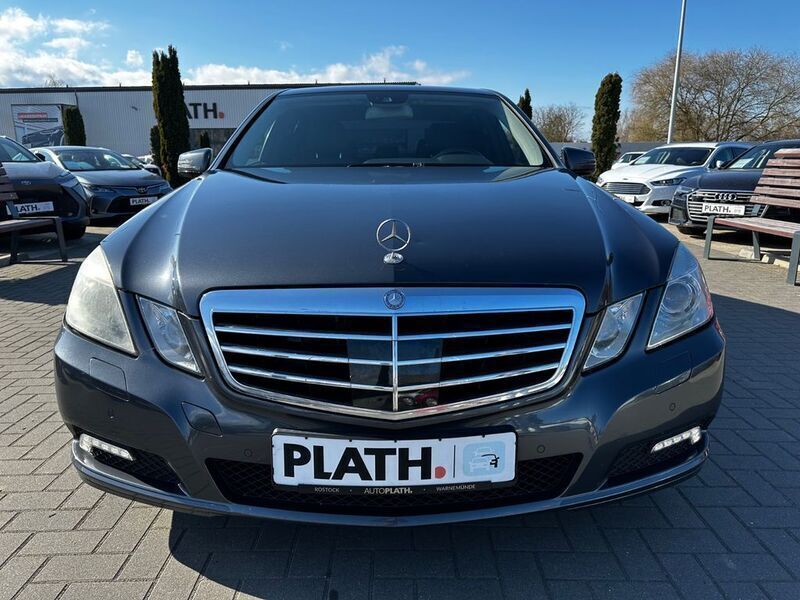 Gebraucht Mercedes E350 231 PS (169 kW) 2009 Grau Limousine