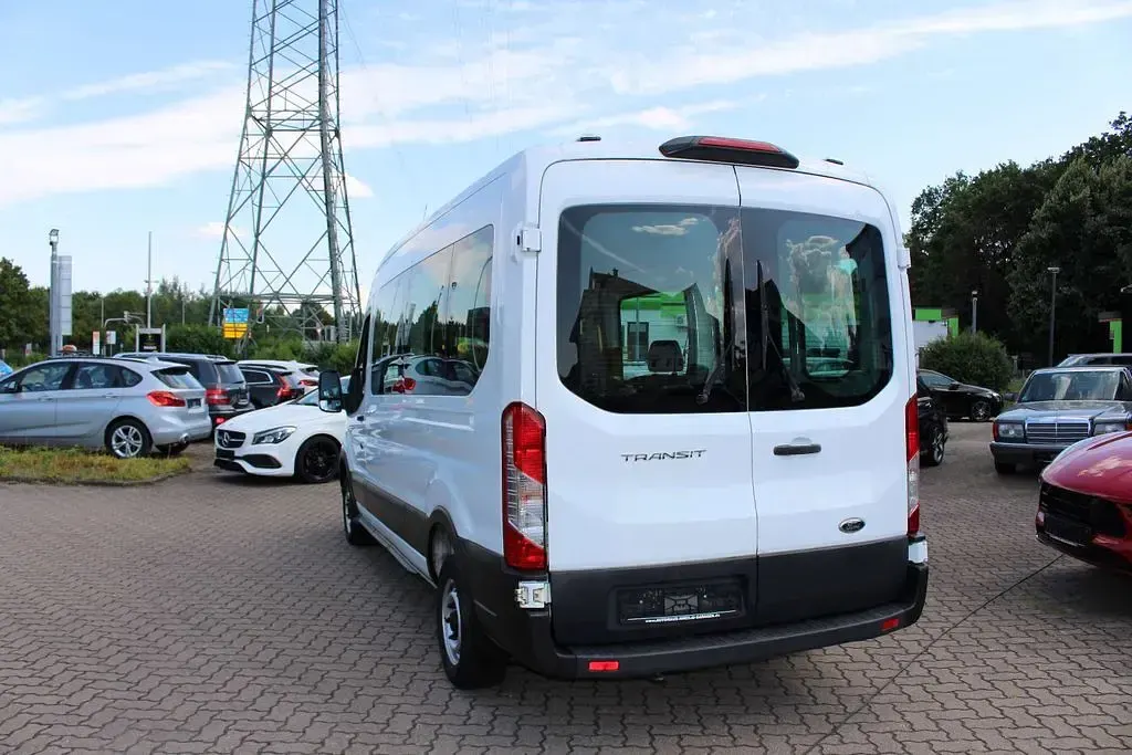 Gebraucht Ford Transit Trend 105 PS (77 kW) 2020 Weiß Van