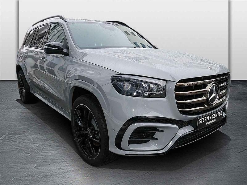 Gebraucht Mercedes GLS450 AMG 367 PS (269 kW) 2025 Metalliclack sodalithblau SUV
