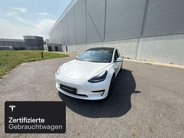 Weiß Gebraucht 2021 Tesla Model 3 RWD Limousine | 26.300 € (Fairer Preis) - Bild 1/4