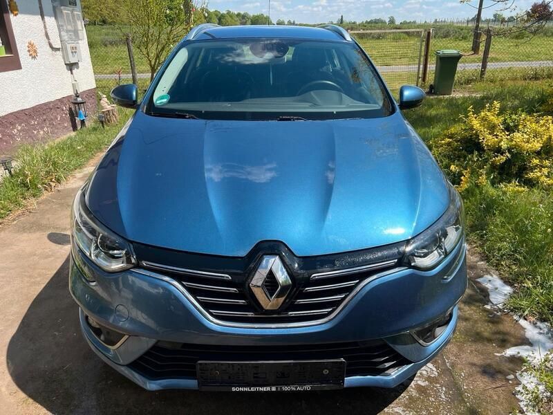 Blau Gebraucht 2017 Renault Mégane GrandTour Intens Kombi | 12.500 € (Etwas zu teuer) - Bild 1/4