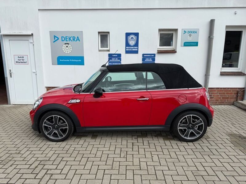 Gebraucht Mini Cooper S Cabriolet 184 PS (135 kW) 2013 Rot Cabrio