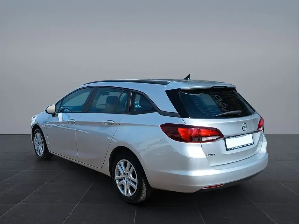 Gebraucht Opel Astra Edition 110 PS (80 kW) 2018 Silber Kombi