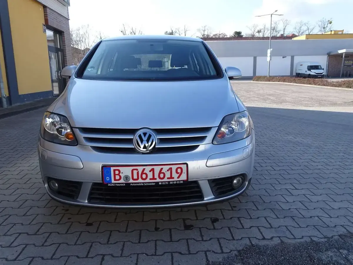 Gebraucht VW Golf IV Comfortline 105 PS (77 kW) 2006 Reflexsilber metallic Kleinwagen