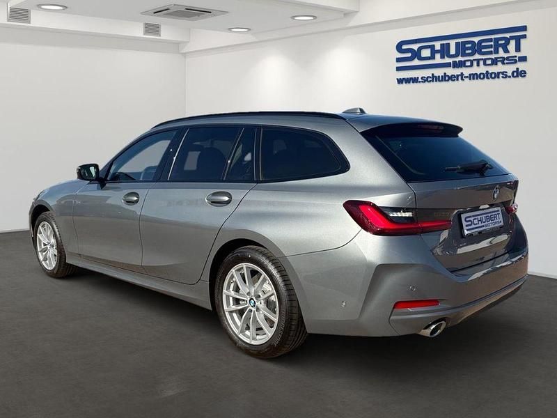 Neu BMW 318 156 PS (114 kW) 2026 Grau Limousine