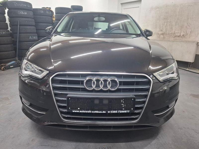 Gebraucht Audi A3 Ambiente 122 PS (89 kW) 2013 Braun Kombi