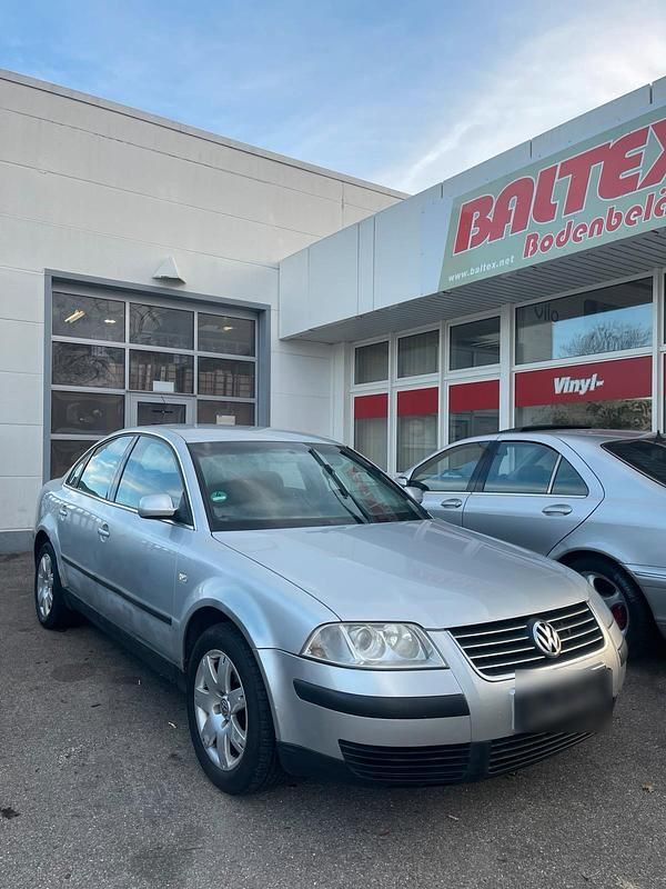 Gebraucht VW Passat 106 PS (77 kW) 2001 Silber Limousine