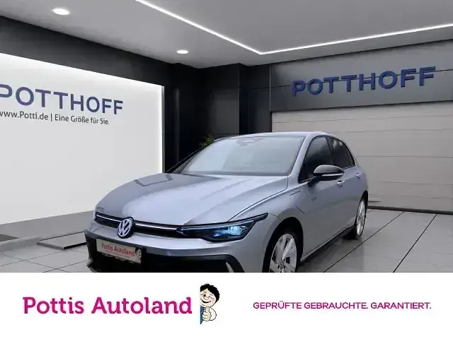 Gebraucht VW Golf VIII GTE 272 PS (200 kW) 2025 Limousine