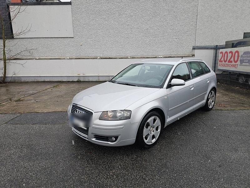 Silber Gebraucht 2006 Audi A3 Limousine | 4.000 € (Fairer Preis) - Bild 1/4