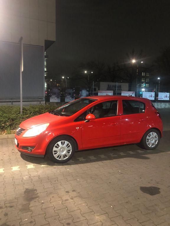 Rot Gebraucht 2007 Opel Corsa Catch Me Limousine | 2.500 € (Fairer Preis) - Bild 1/4