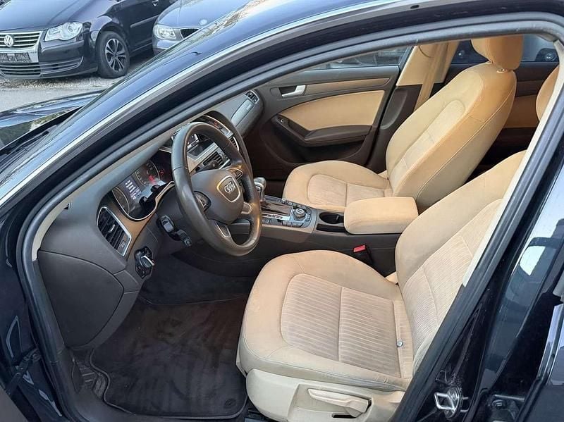 Usata Audi A4 Ambiente 177 CV (130 kW) 2013 Blu Berlina
