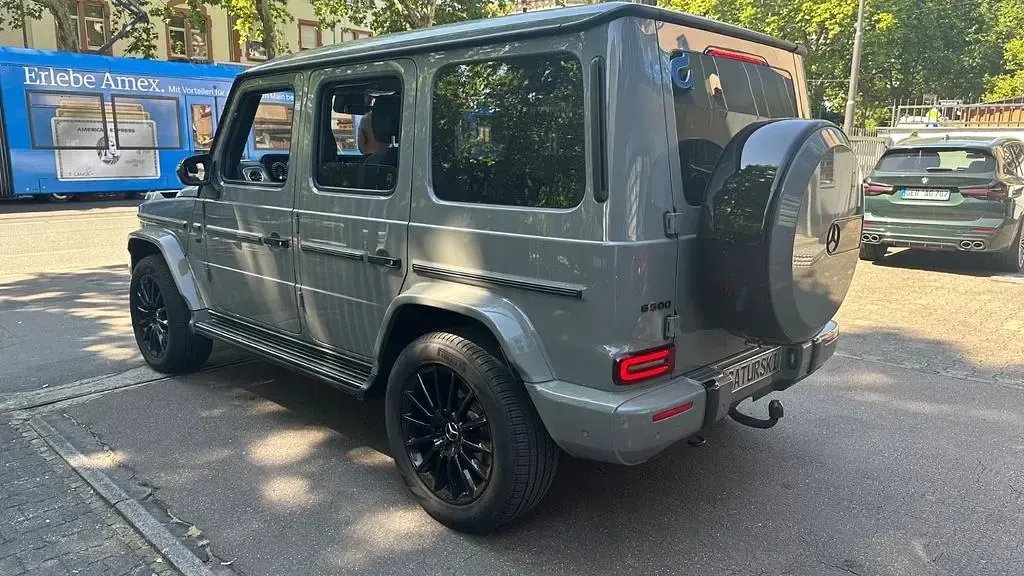 Gebraucht Mercedes G500 421 PS (309 kW) 2023 Grau SUV
