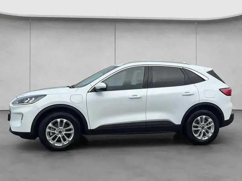 Gebraucht Ford Kuga Titanium 224 PS (164 kW) 2022 Frozen white SUV